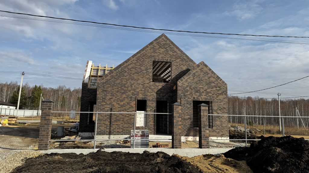 Кирпич лицевой Бавария Дарк 1.4НФ ГОСТ – Строймарт-Ю фото