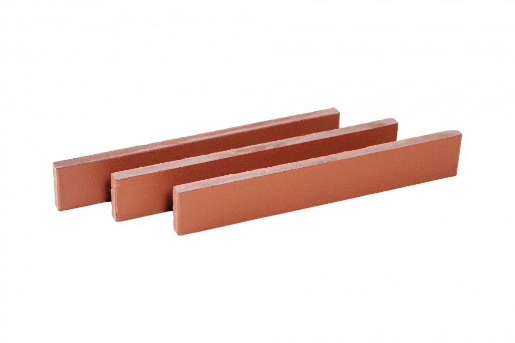 Плитка фасадная клинкерная Маркастрой Вишня 320*44*14 мм – Строймарт-Ю фото