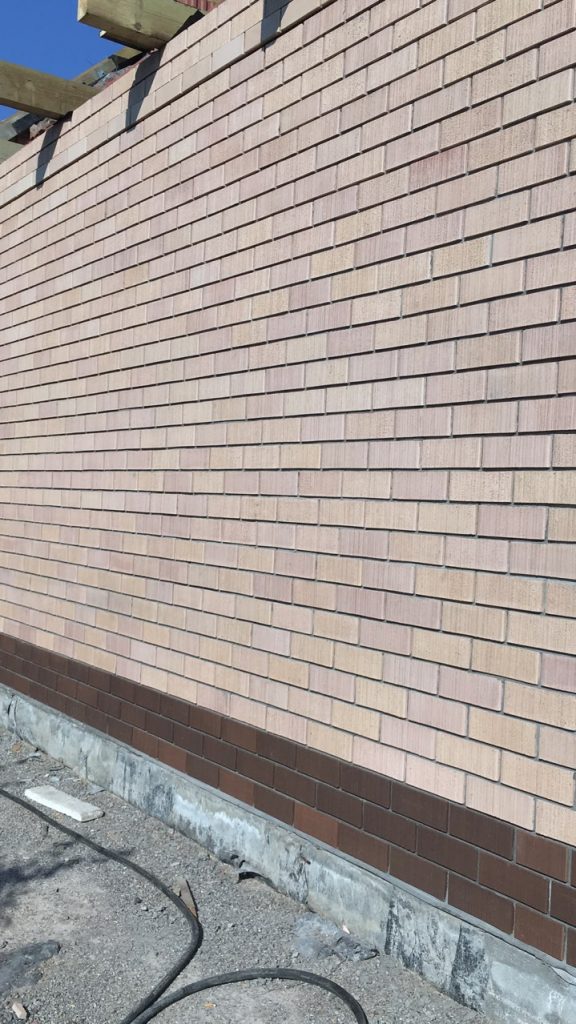 Кирпич лицевой Сливки Велюр Меланж 1.4НФ ГОСТ – Строймарт-Ю фото